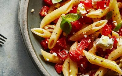 Italian Penne Pasta with Sundried Tomatoes and Basil